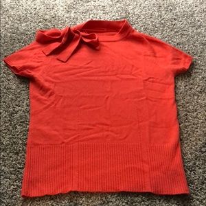 Cute DVF top. Super soft!